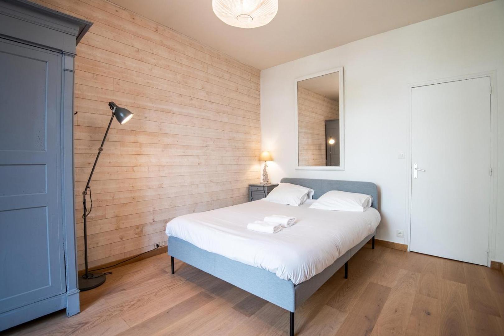 In The Heart Of Silence - House Apartment *